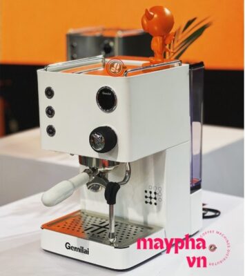 Máy Pha Cà Phê Espresso Gemilai CRM3007 đại diện cho sự kết hợp hoàn hảo giữa công nghệ tiên tiến và thiết kế chuyên nghiệp